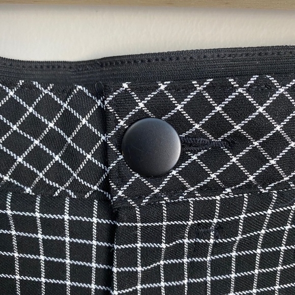 Ricki's Women's Black Checker Dress Pants Size‎ Medium - Picture 4 of 11